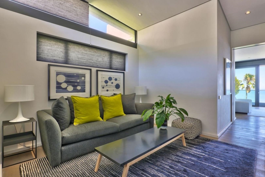 5 Bedroom Property for Sale in Fresnaye Western Cape